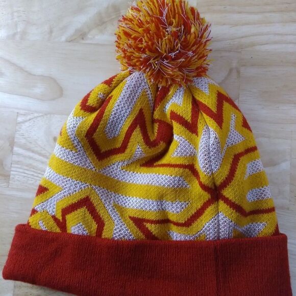 New Era Hardwood Classics Houston Rockets Pom Beanie Winter Hat - Picture 2 of 4